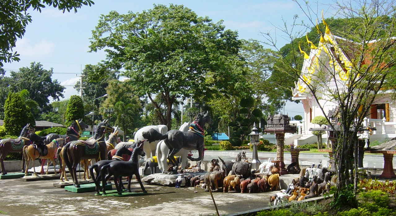 San Prajow Taksin in the town of Tak.